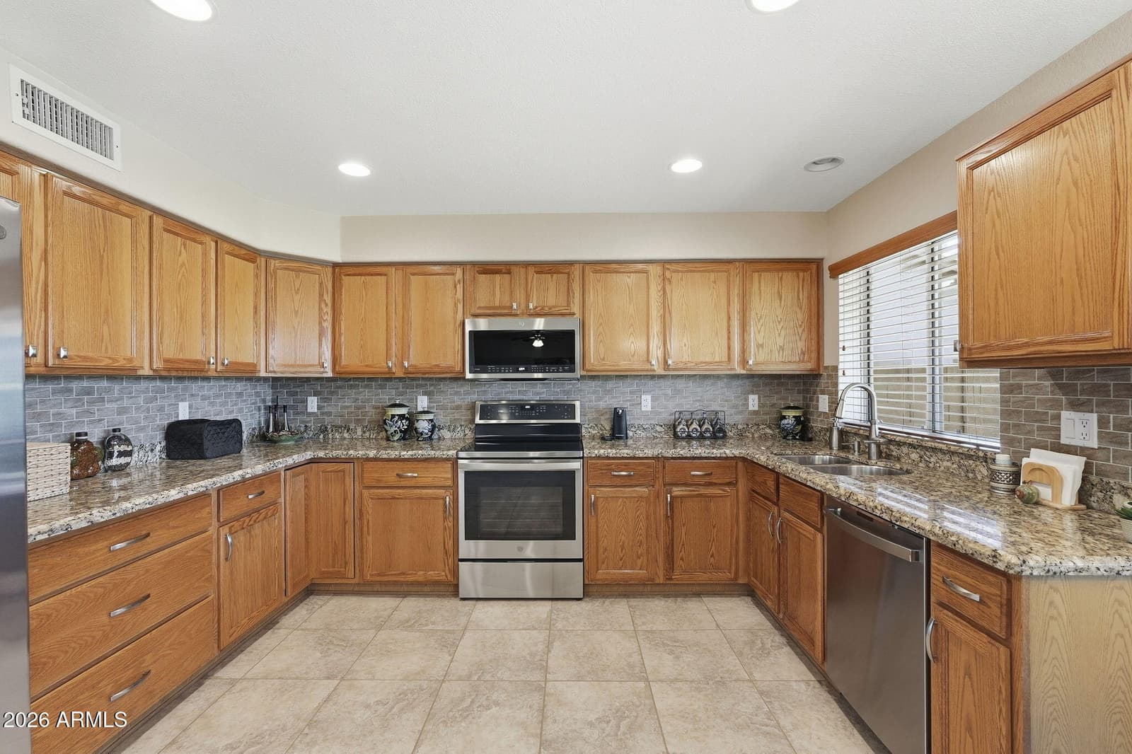 16418 N 8th Avenue, Phoenix, AZ 85023 — photo 19 of 57