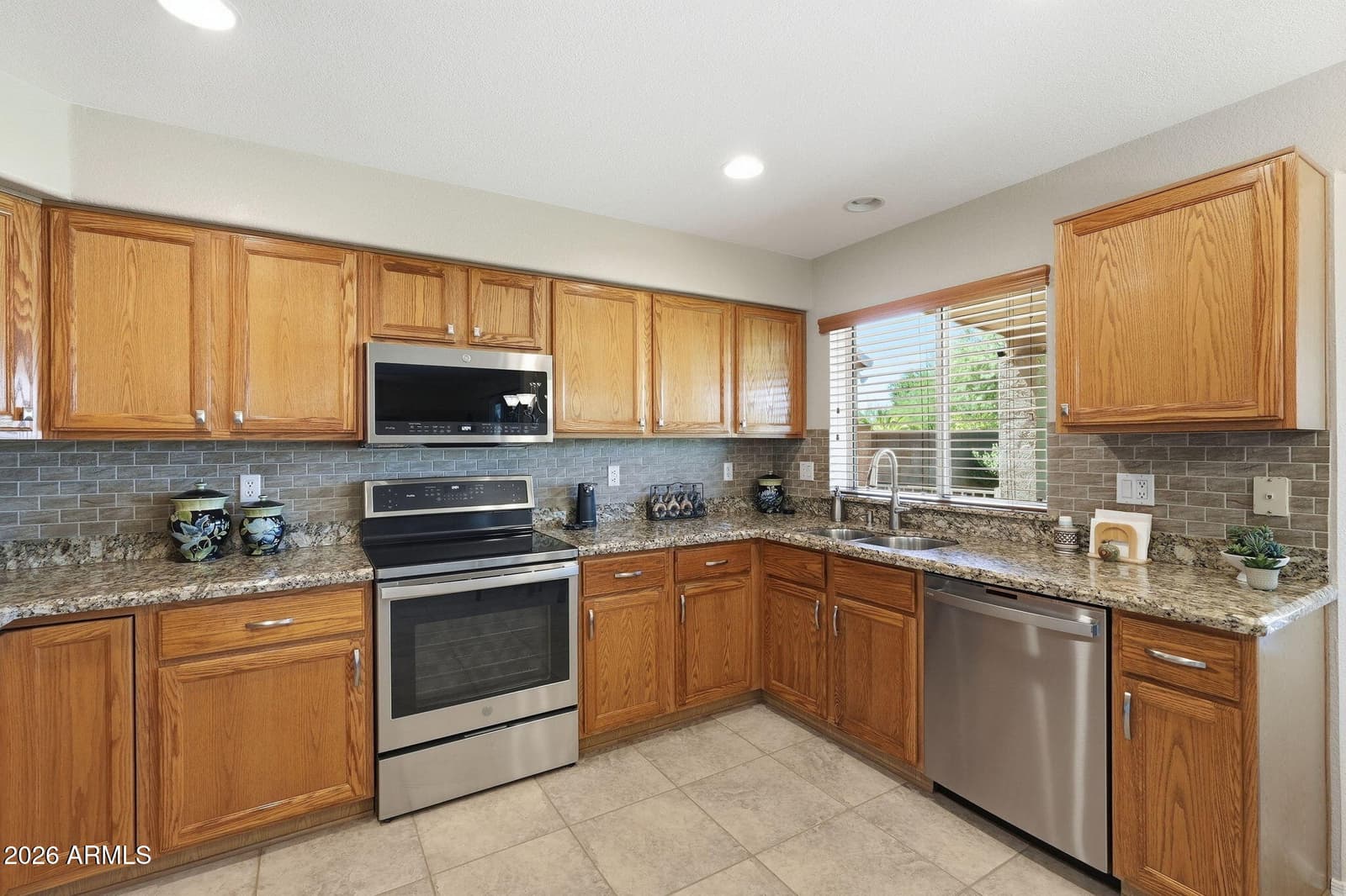 16418 N 8th Avenue, Phoenix, AZ 85023 — photo 23 of 57
