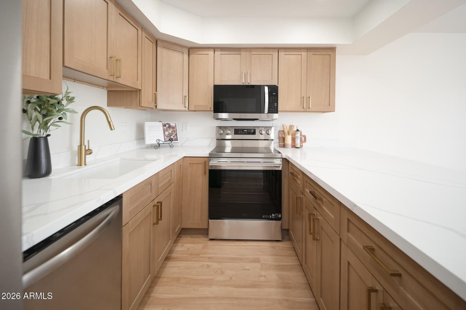 2121 S Pennington Street 22, Mesa, AZ 85202 — photo 12 of 35