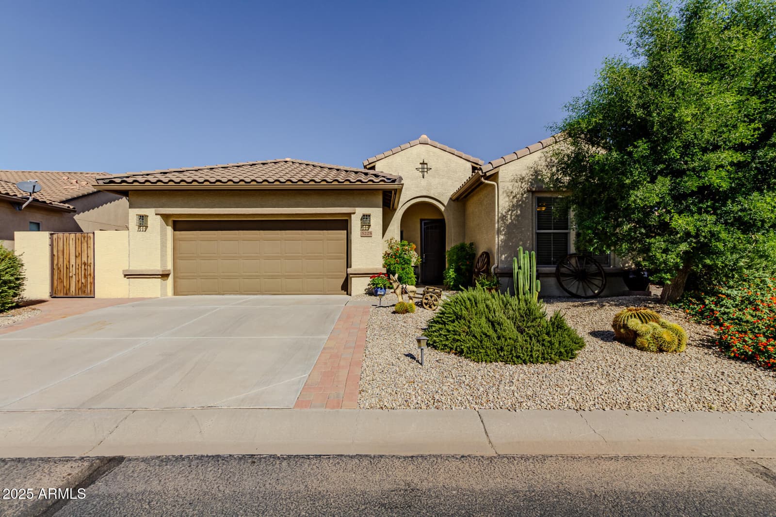 5225 N Gila Trail Drive, Eloy, AZ 85131 — photo 4 of 43