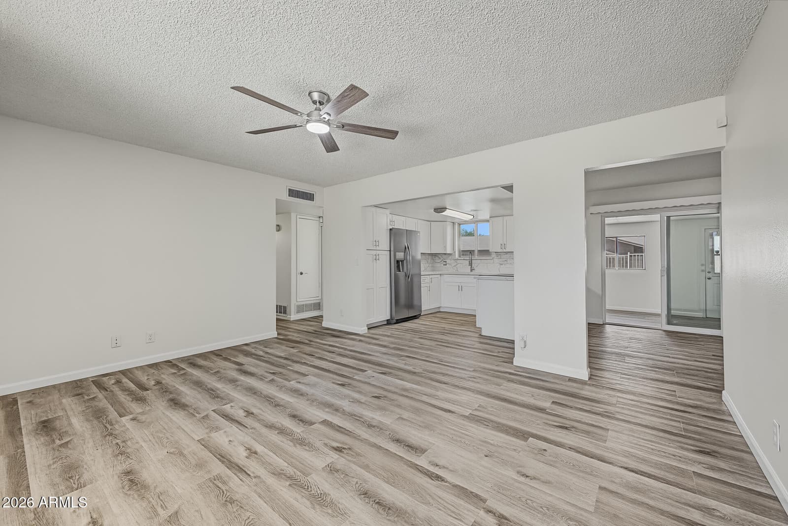 314 W Pinon Avenue, Gilbert, AZ 85233 — photo 8 of 31
