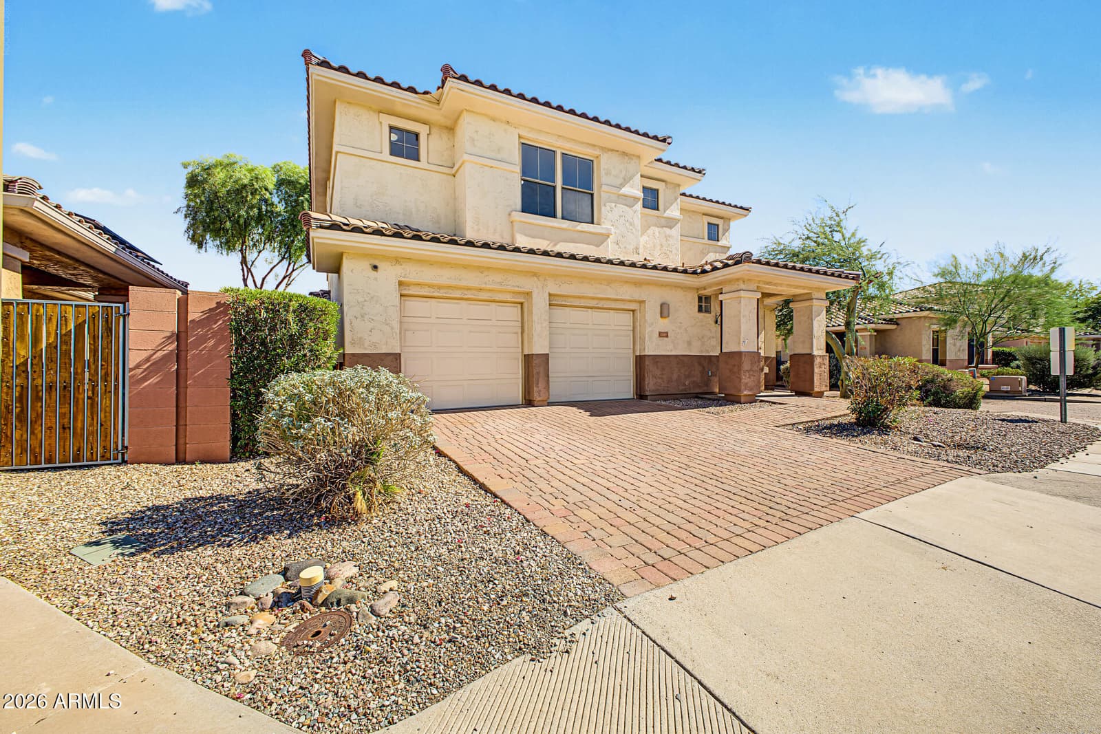 13669 W Cypress Street, Goodyear, AZ 85395 — photo 2 of 52