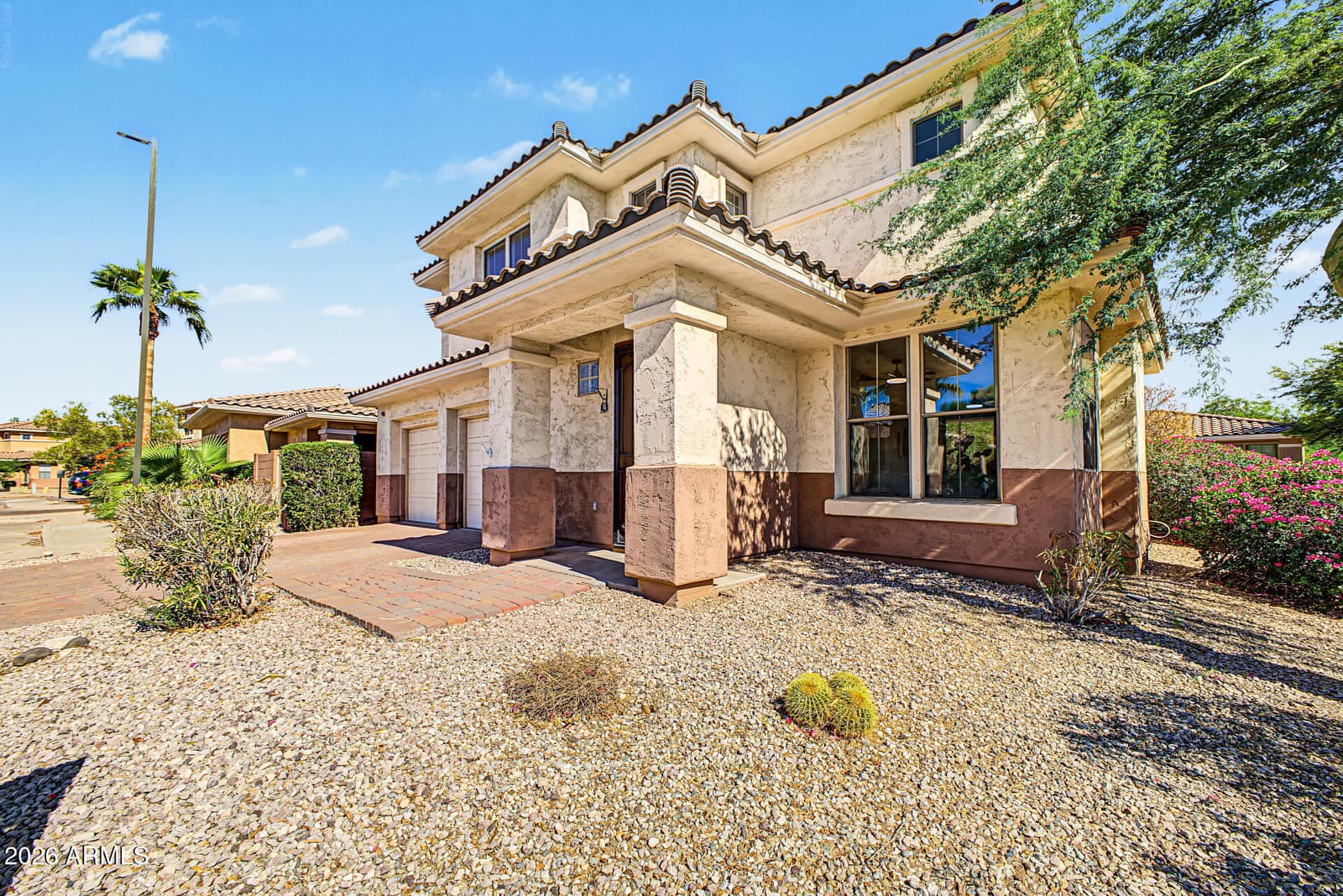 13669 W Cypress Street, Goodyear, AZ 85395 — photo 3 of 52