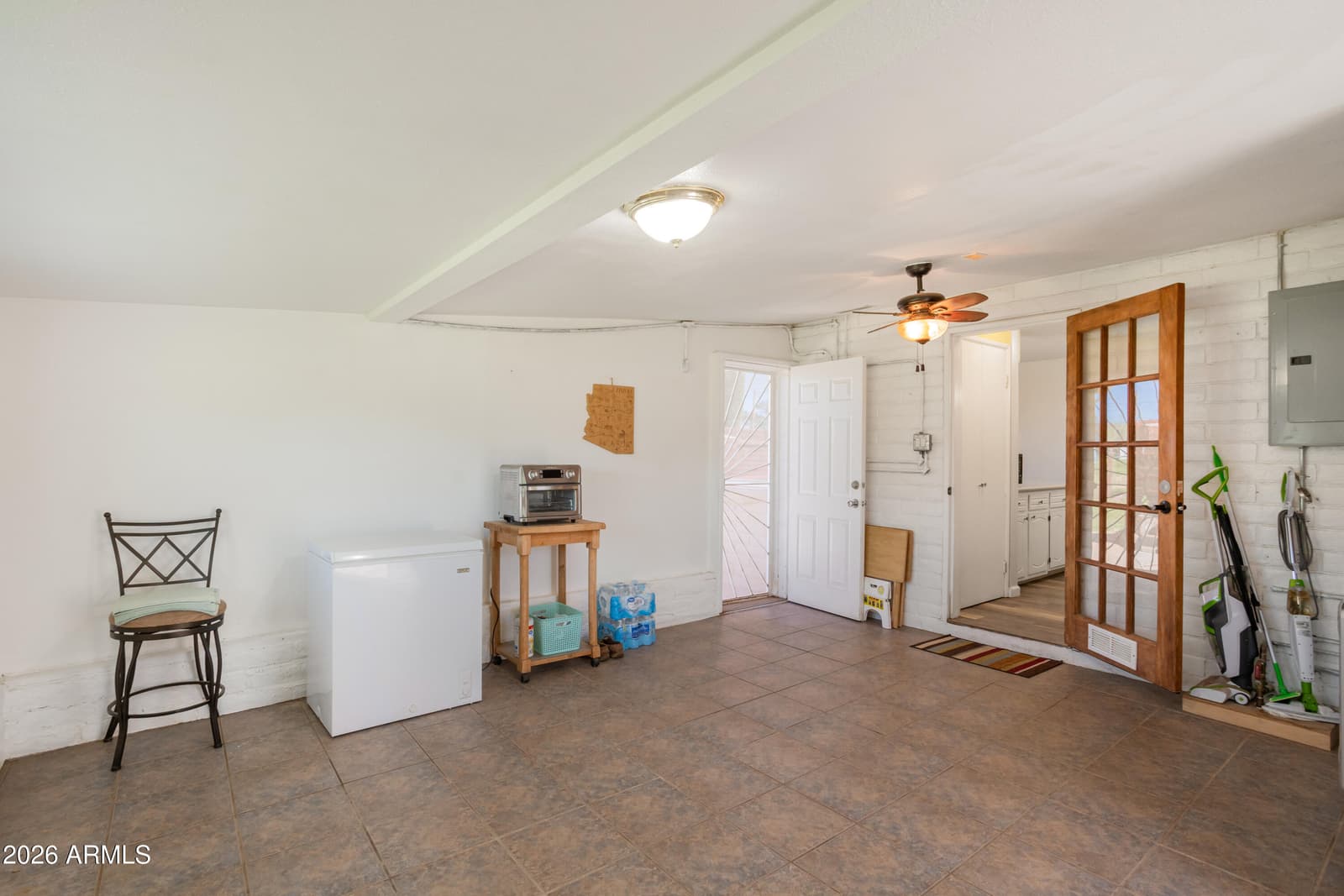 150 E Oak Street, Huachuca City, AZ 85616 — photo 13 of 35