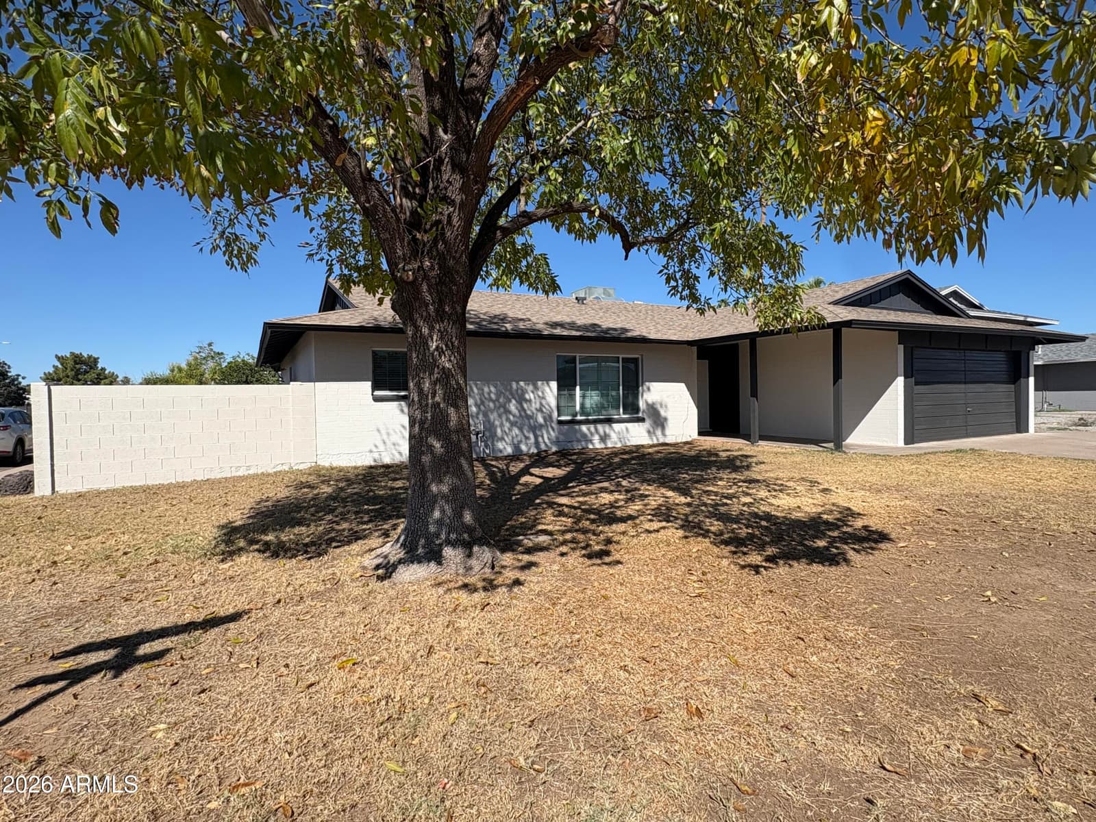 7702 N 48th Avenue, Glendale, AZ 85301