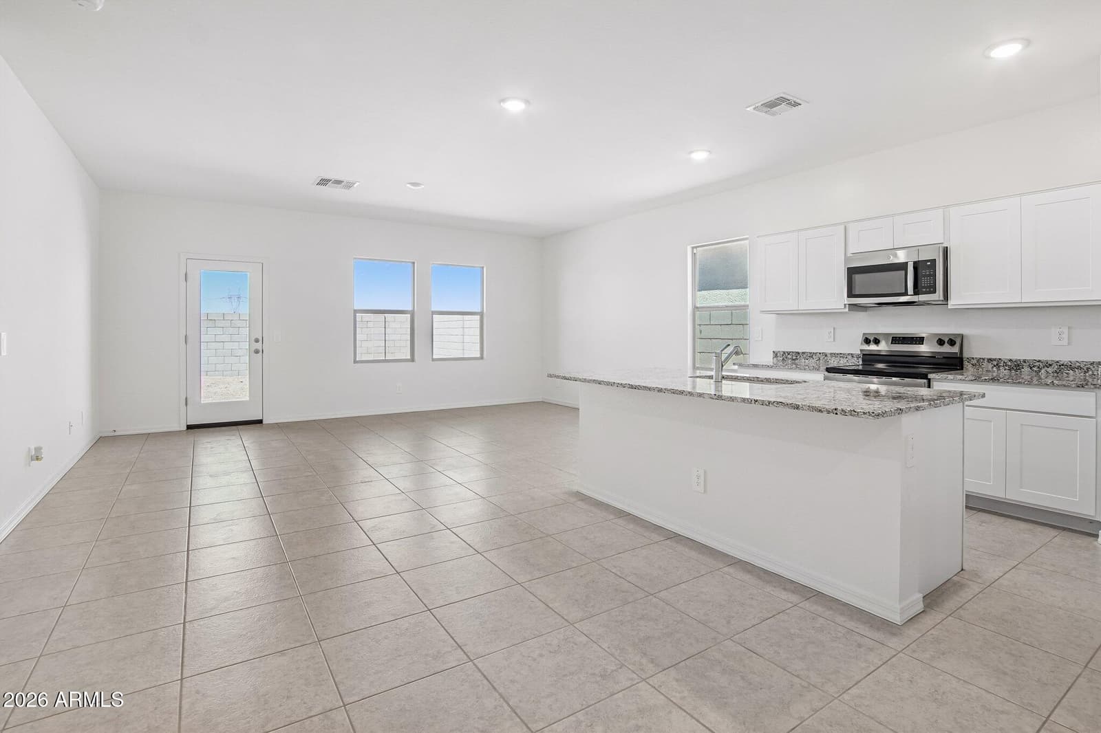 2431 E Equine Drive, San Tan Valley, AZ 85140 — photo 14 of 34