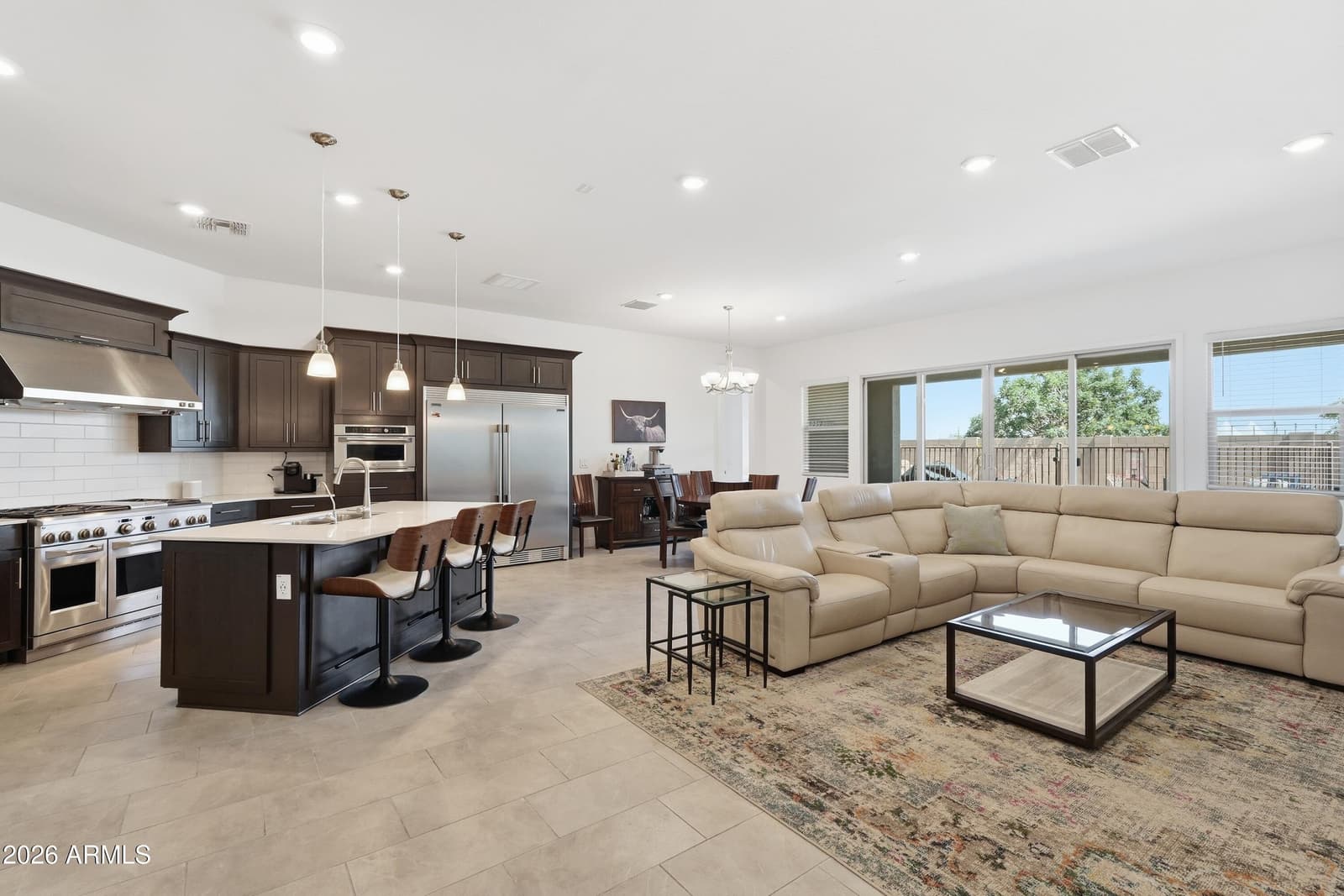 2522 E Pleasant Lane, Phoenix, AZ 85042 — photo 4 of 52
